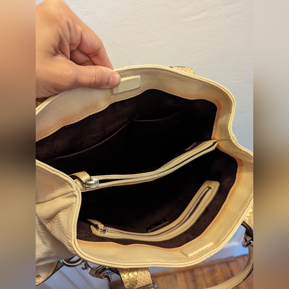 Adrienne Vittadini Shoulder bag, Ivory color - Picture 2 of 9